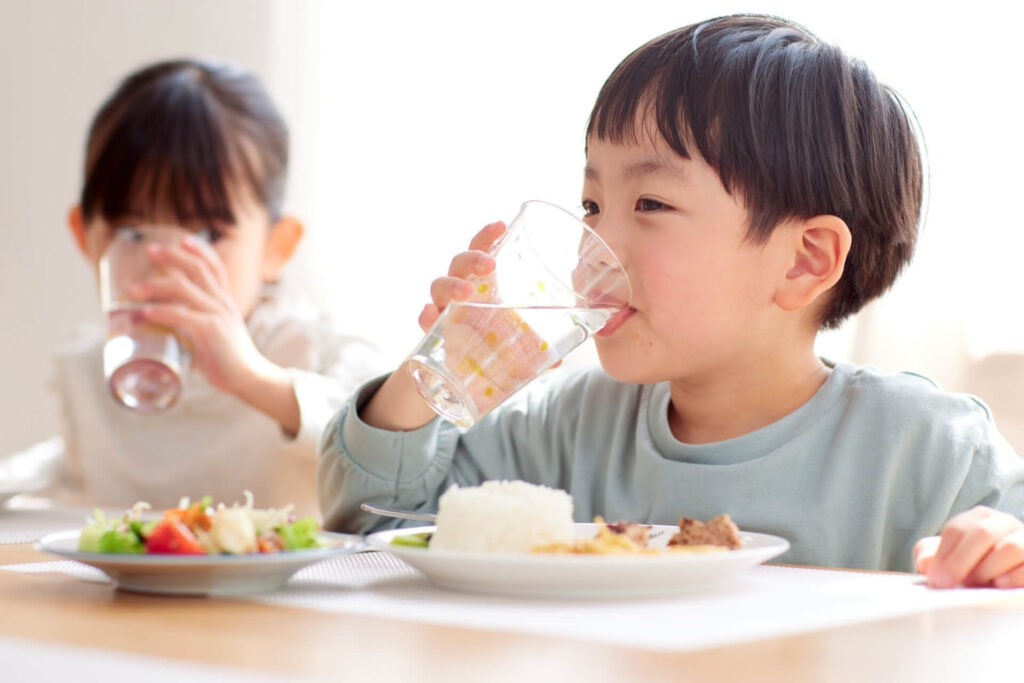 幼稚園や保育園向けの食器