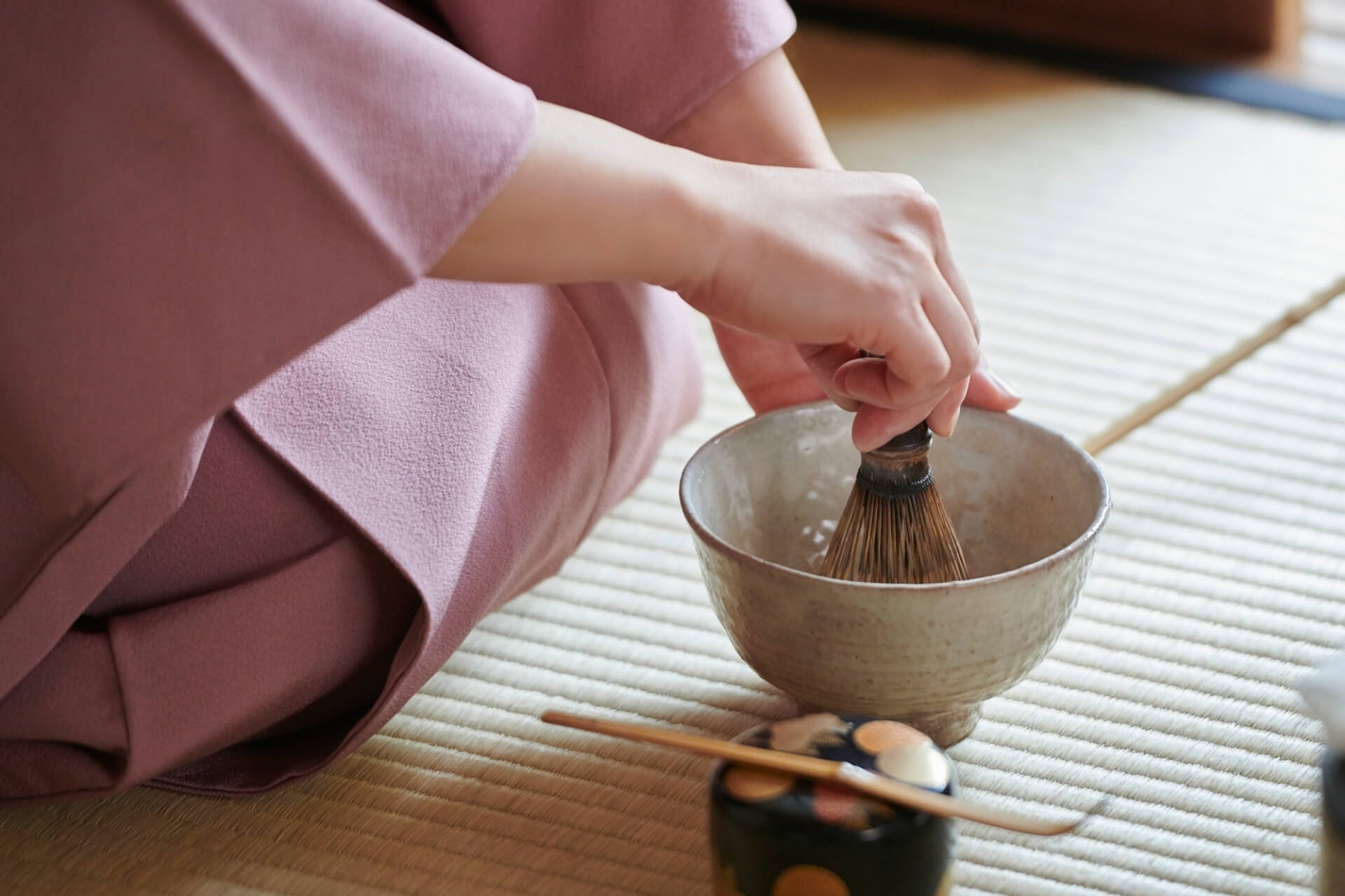 一碗に、伝統と技。品格を映す、本格派を卸価格でご提供。